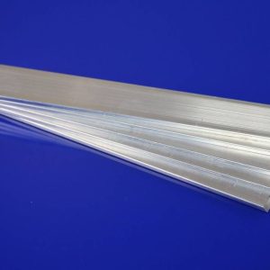 Sada pěti hliníkových montážních destiček